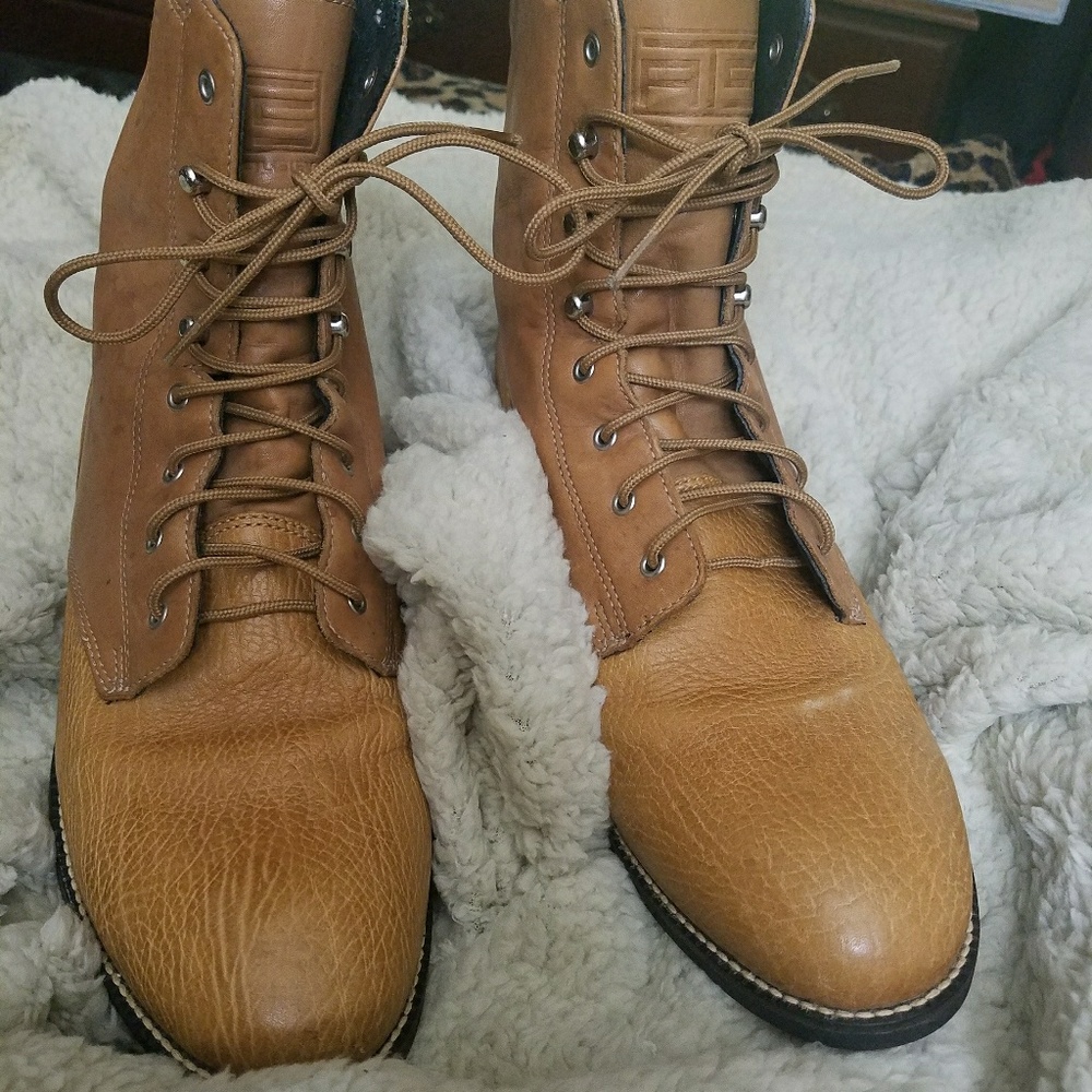 Women's Ariat Laced up Boots